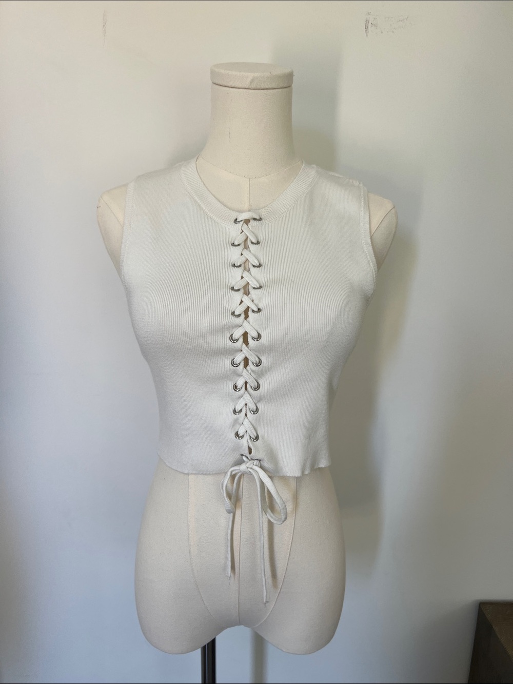 Zara White Lace-Up Ribbed Crop Top